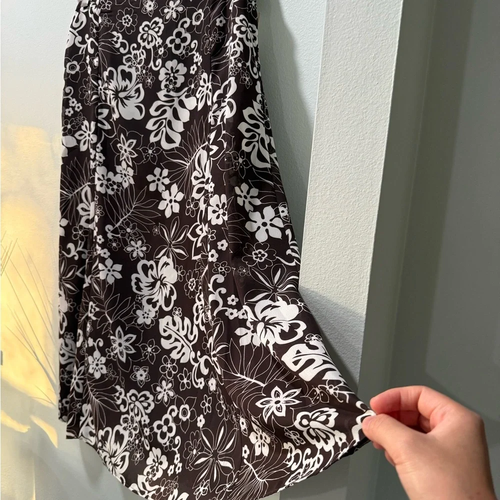 Danny & Nicole Brown and White Floral A-Line Skirt, size 8 (1 piece)
